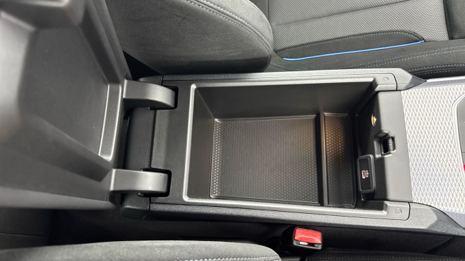 BMW 4 Series 420i M Sport 2dr Step Auto [Pro Pack] Petrol Coupe - Image 37